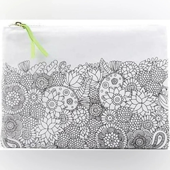 DCI COLOR JOY Zippered Pouch in Flower Patterns - Picture 2 of 6
